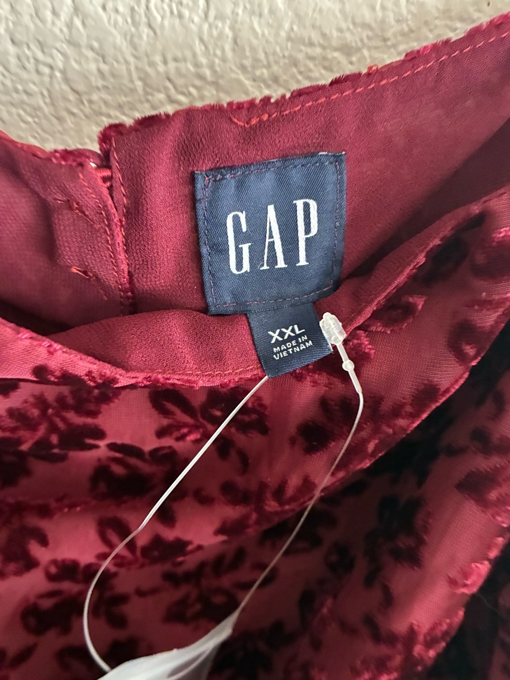 🆕GAP Burnout Velvet Crop Cami Burgundy Floral Spaghetti Strap Top XXL🆕 - Picture 13 of 16